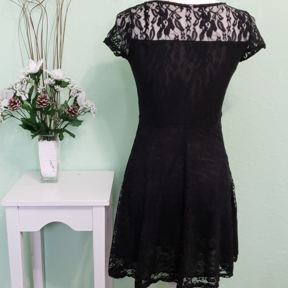 LITTLE BLACK DRESS - Picture 3 of 5